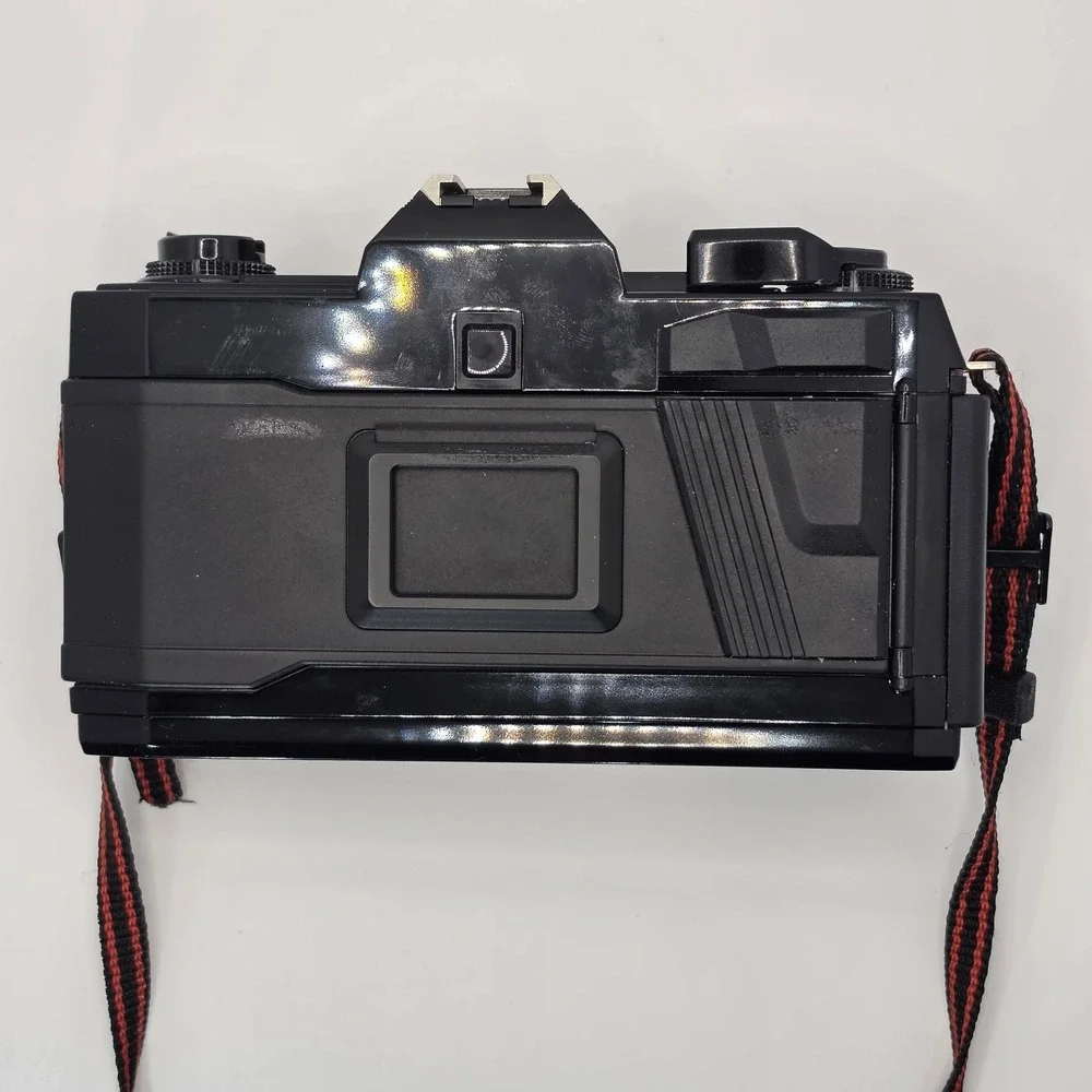 NISHIKA N8000 35mm Quadrascopic 3D FILM CAMERA W/ Case & Strap Dry Tested